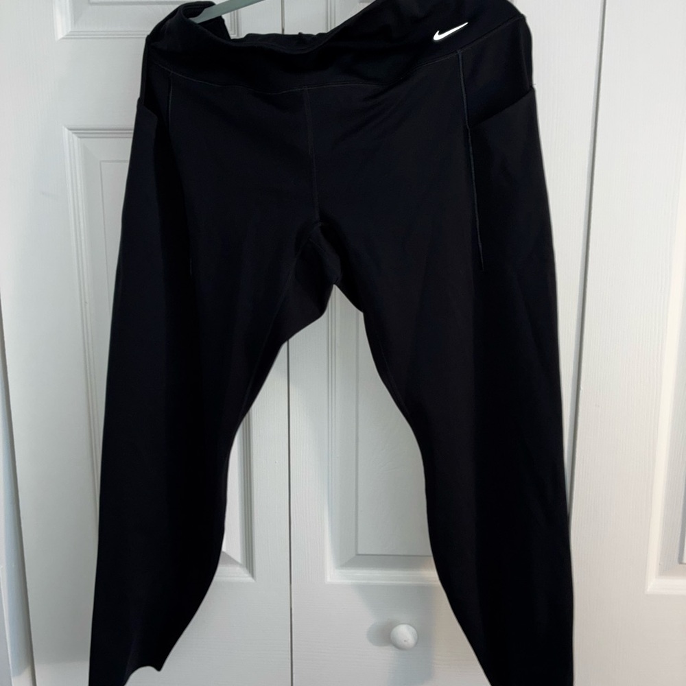 🔥 $3 Plus-Size Activewear Sale! 🔥 - Picture 5 of 8